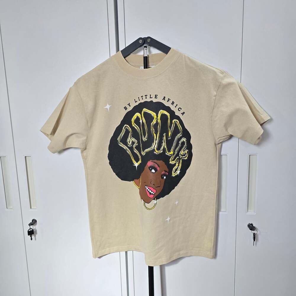 Little Africa T-Shirt Size Medium Beige Graphic Funk Afro Queen